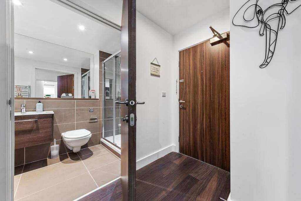 Sleep 7 20 Mins From London Waterloo Bp65 Apartment Exterior foto